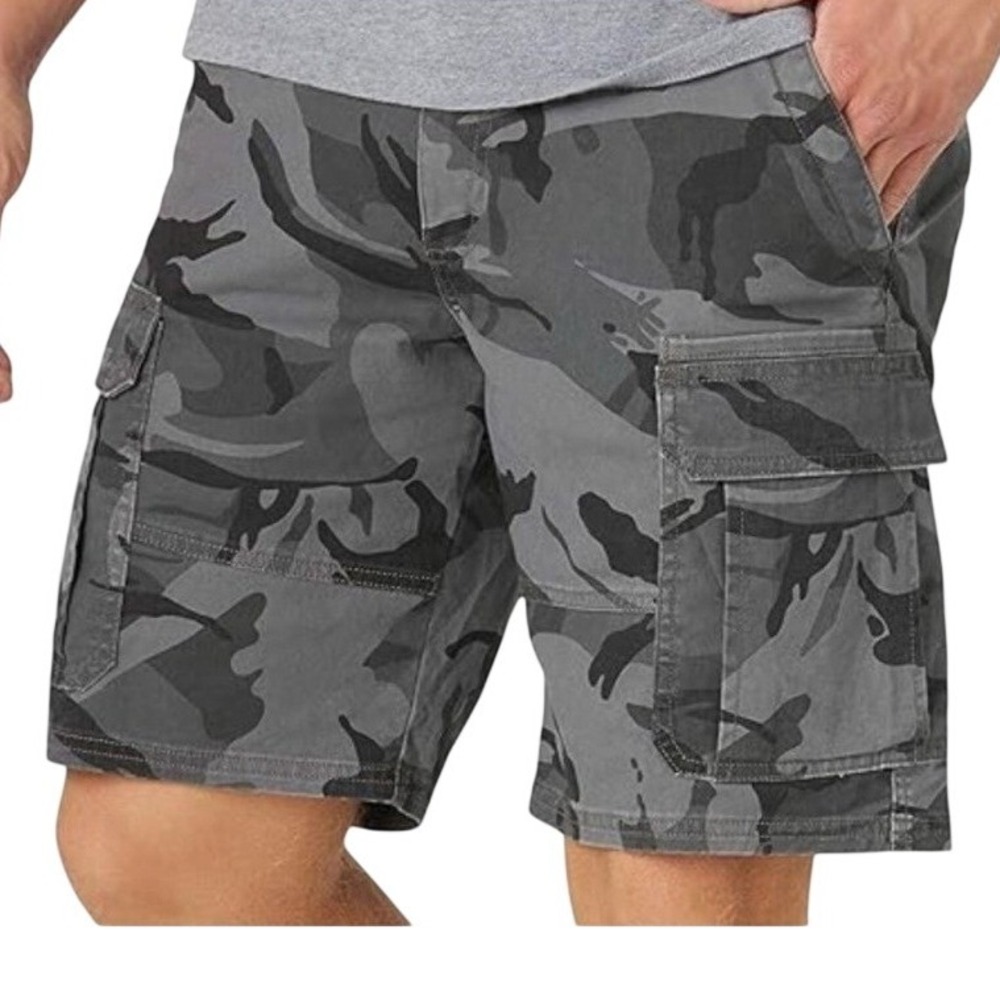 Wrangler Gray Camo Cargo Stretch Shorts Men's Size 42